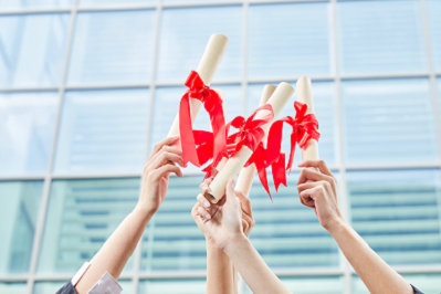 中央財(cái)經(jīng)大學(xué)在職研究生 中央財(cái)經(jīng)大學(xué)在職研究生